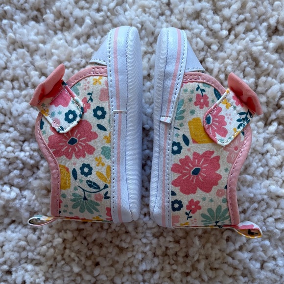 Carter’s Floral Pink White Baby Shoes Sneakers Velcro Girl Bow 0-3 Month - Picture 5 of 7